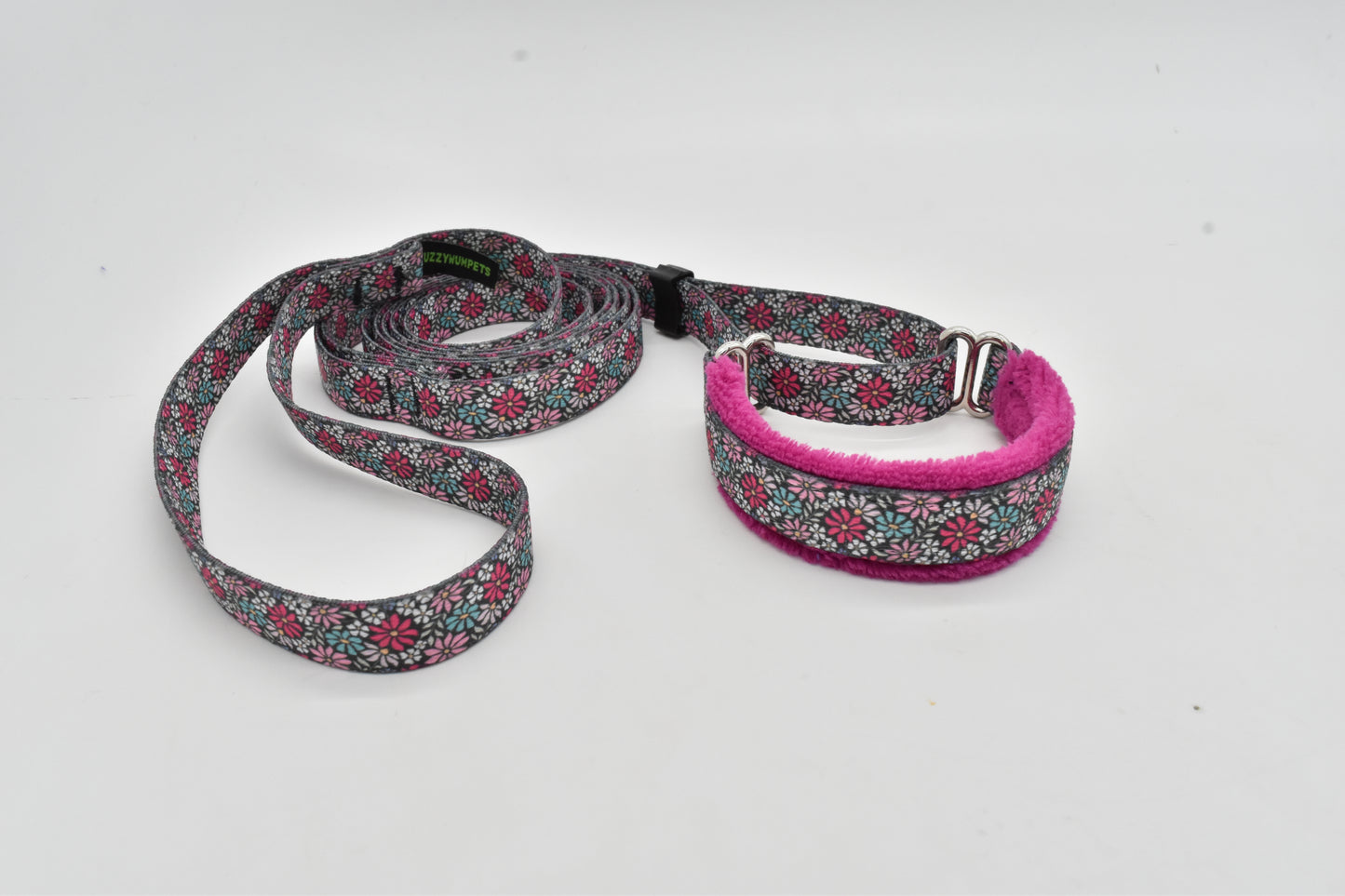 5/8” Evanston Floral walking lead