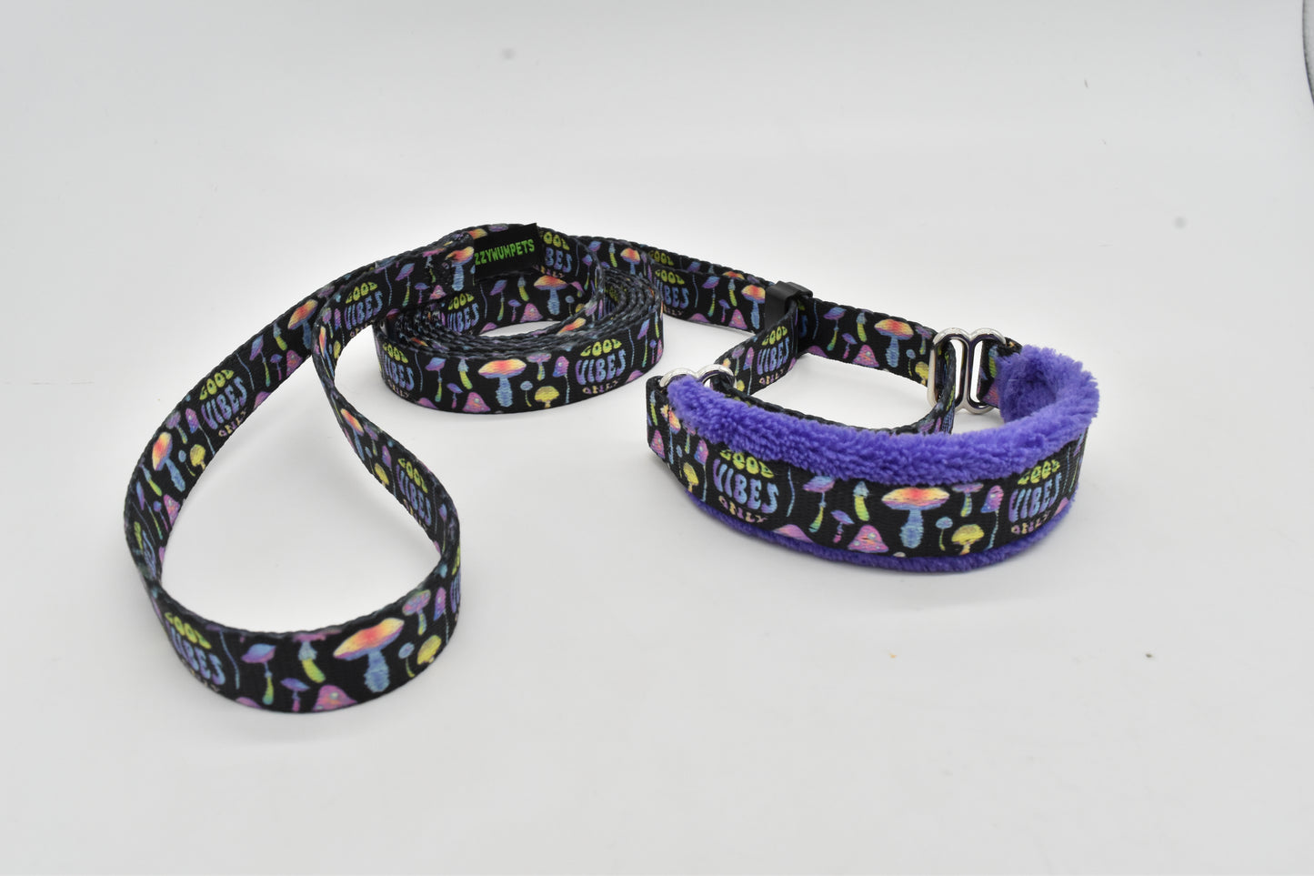5/8” Good Vibes walking lead