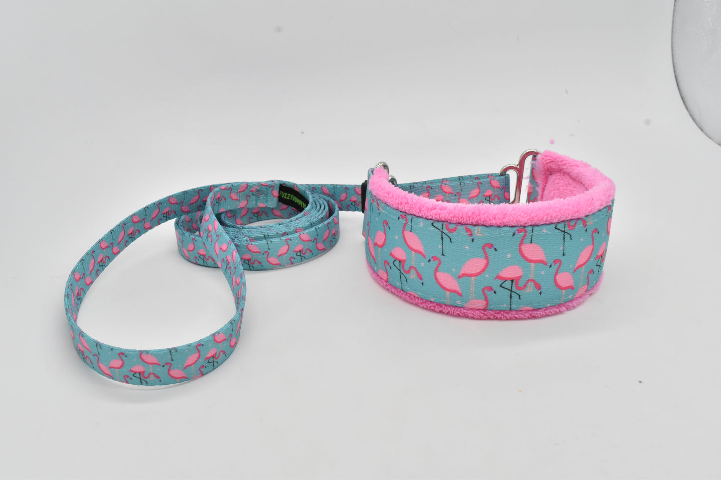 1.5” Flamingo Row walking lead