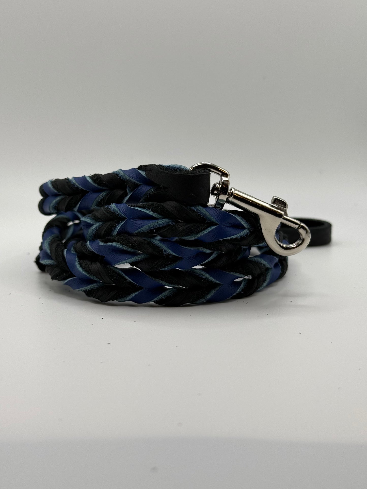 (Main street) Braided leather leash
