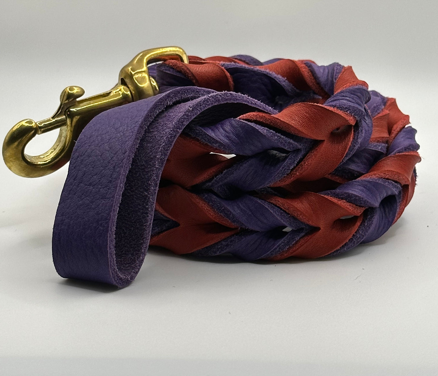 1/2” Bullhide braided leather leash (message me for the metallic color choice available)