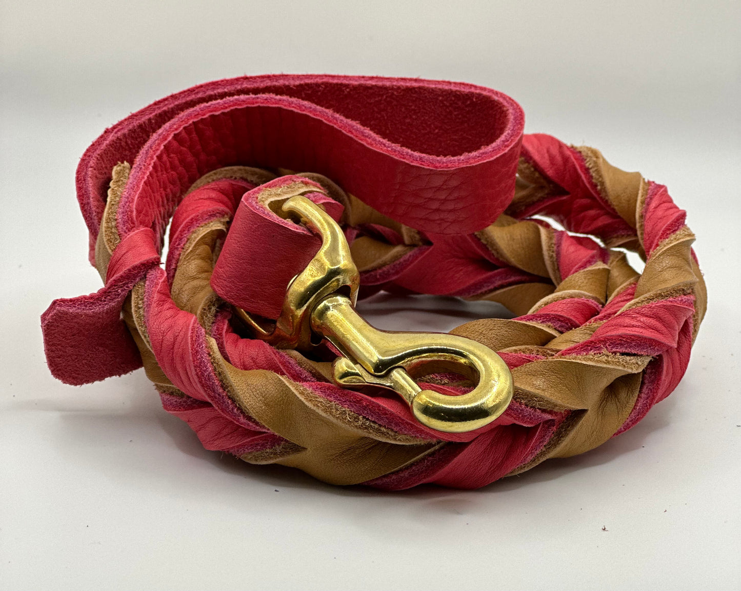 1/2” Bullhide braided leather leash (message me for the metallic color choice available)