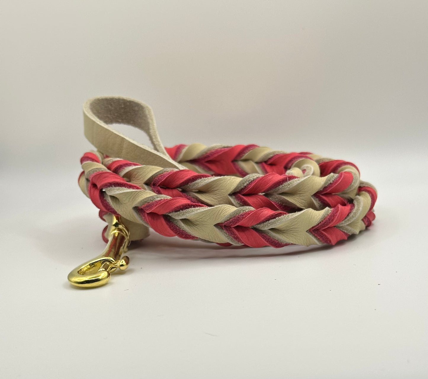 1/2” Bullhide braided leather leash (message me for the metallic color choice available)